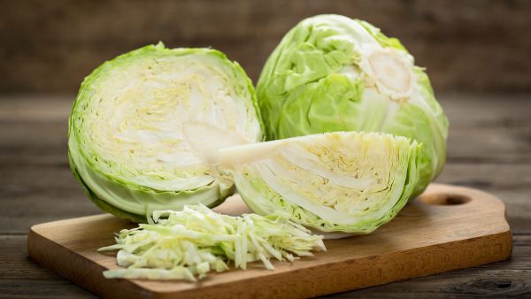 Mẹ sau sinh ăn mì tôm có mất sữa không? 7 ăn cải bắp mất sữa